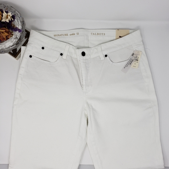 Talbots Denim - NWT Talbots Singnature Ankle White Jeans 12